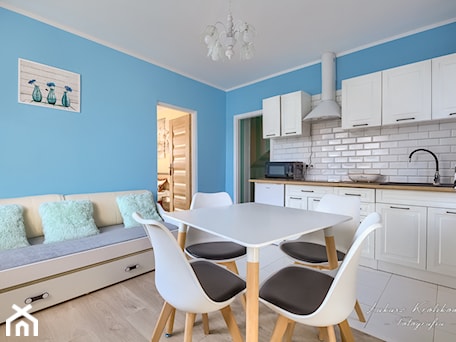 Aranżacje wnętrz - Jadalnia: Apartament Natalia - Jadalnia, styl skandynawski - Fotograf wnętrz Krynica. Przeglądaj, dodawaj i zapisuj najlepsze zdjęcia, pomysły i inspiracje designerskie. W bazie mamy już prawie milion fotografii!