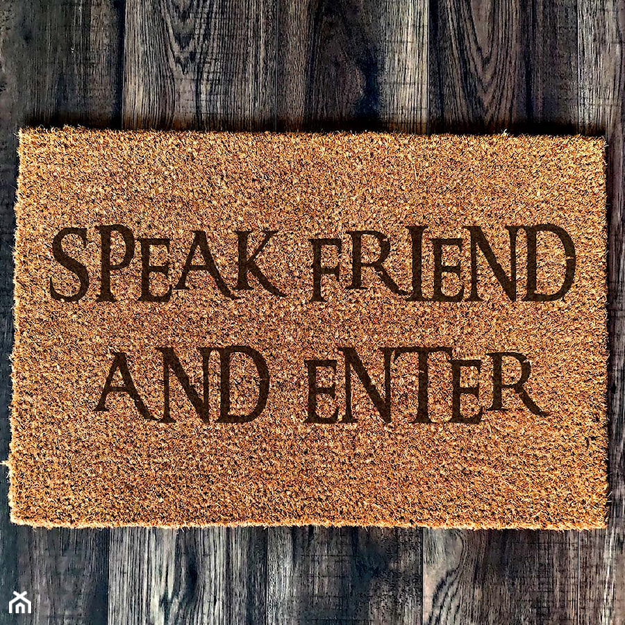 "Speak friend" Wycieraczka kokosowa - zdjęcie od Giftgravity
