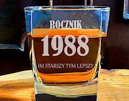 Szklanka do whisky "Rocznik ... im starszy tym lepszy" - zdjęcie od Giftgravity - Homebook
