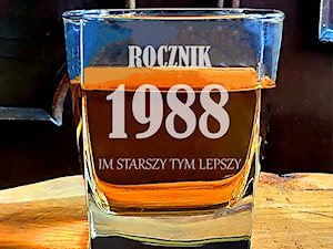 Szklanka do whisky "Rocznik ... im starszy tym lepszy" - zdjęcie od Giftgravity