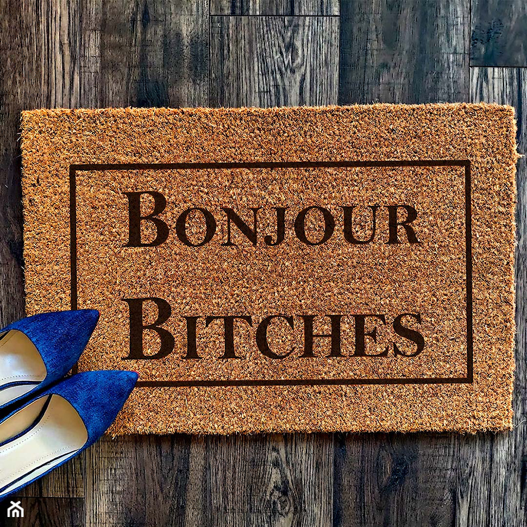 "Bonjour Bitches" Wycieraczka kokosowa - zdjęcie od Giftgravity - Homebook