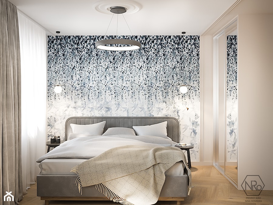 sypialnia z przesuwną szafą i tapicerowanym retro łóżkiem tapeta wonderwall - zdjęcie od Projekt NiRo
