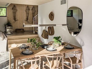 Domy Mamre nad Zalewem Szczecińskim - Średnia biała jadalnia, styl nowoczesny - zdjęcie od Hamptons By Hania