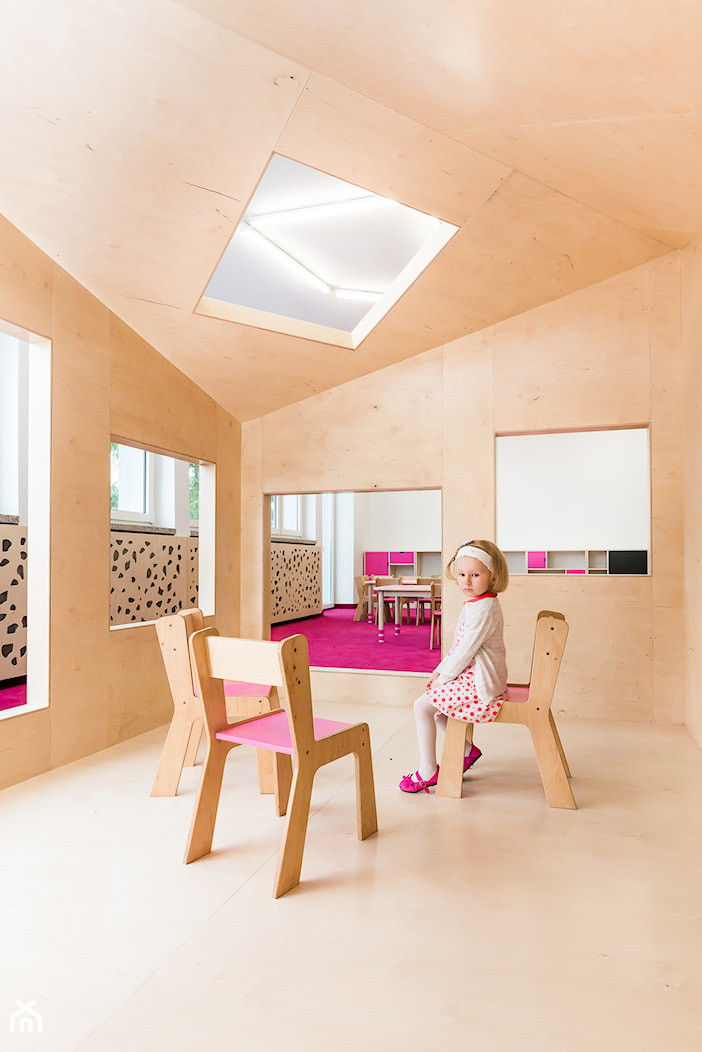 Przedszkole "Mali Odkrywcy" - Pokój dziecka, styl minimalistyczny - zdjęcie od PORT pracownia i studio architektury - Homebook