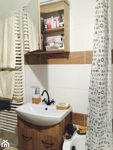 #malalazienka od A do Z wykonana samodzielnie - Mała na poddaszu bez okna łazienka - zdjęcie od Claudia Wachowska - Homebook
