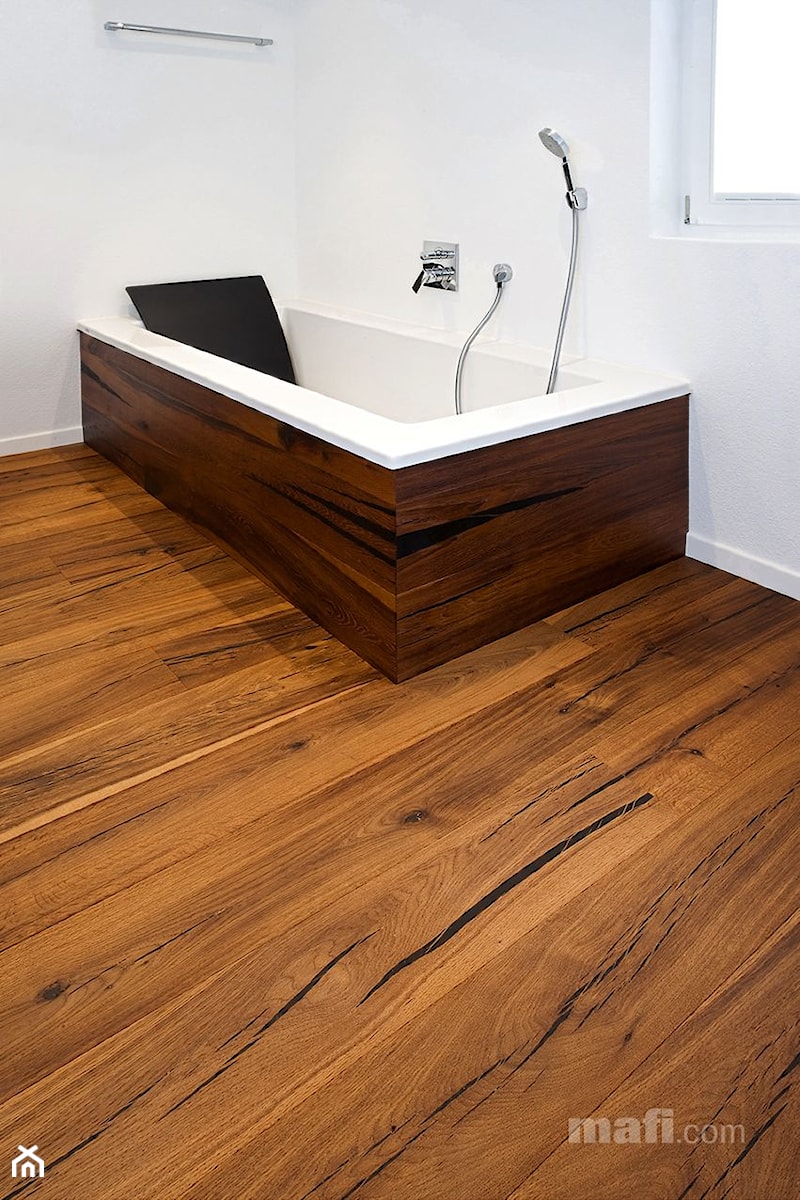 Drewno w łazience - zdjęcie od wielka - podłogi premium