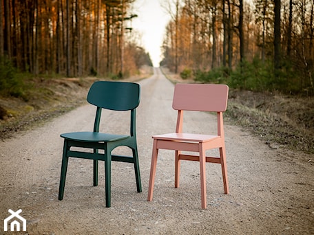 Aranżacje wnętrz - Salon: Krzesła dębowe kolorowe - www.krzesladebowe.pl. Przeglądaj, dodawaj i zapisuj najlepsze zdjęcia, pomysły i inspiracje designerskie. W bazie mamy już prawie milion fotografii!