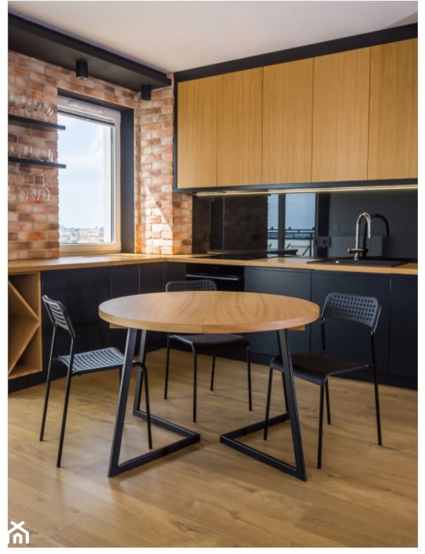 Stół loftowy/industrialny w kuchni - zdjęcie od Adam Zajaczkowski
