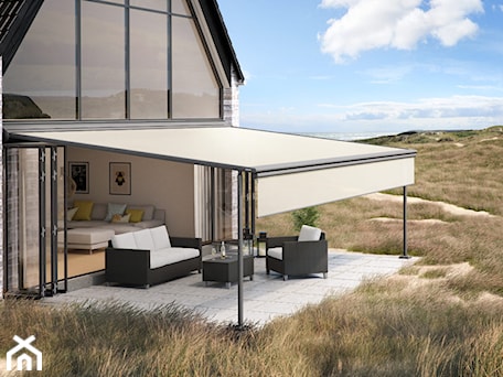 Aranżacje wnętrz - Taras: Grako - Pergola Markilux - Grako Home Design. Przeglądaj, dodawaj i zapisuj najlepsze zdjęcia, pomysły i inspiracje designerskie. W bazie mamy już prawie milion fotografii!