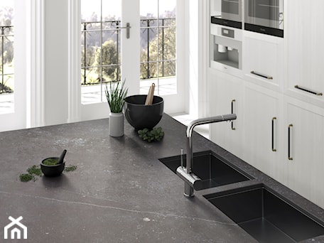 Aranżacje wnętrz - Kuchnia: Dekton Fossil - blat kuchenny - Dekton by Cosentino. Przeglądaj, dodawaj i zapisuj najlepsze zdjęcia, pomysły i inspiracje designerskie. W bazie mamy już prawie milion fotografii!