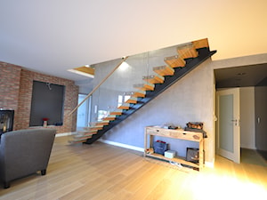 nowoczesne schody dębowe na profilu - zdjęcie od Schodo-System