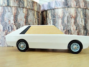 Polonez drewniany - dodatek, zabawka, model - zdjęcie od Bumbaki - inspirujące auta drewniane