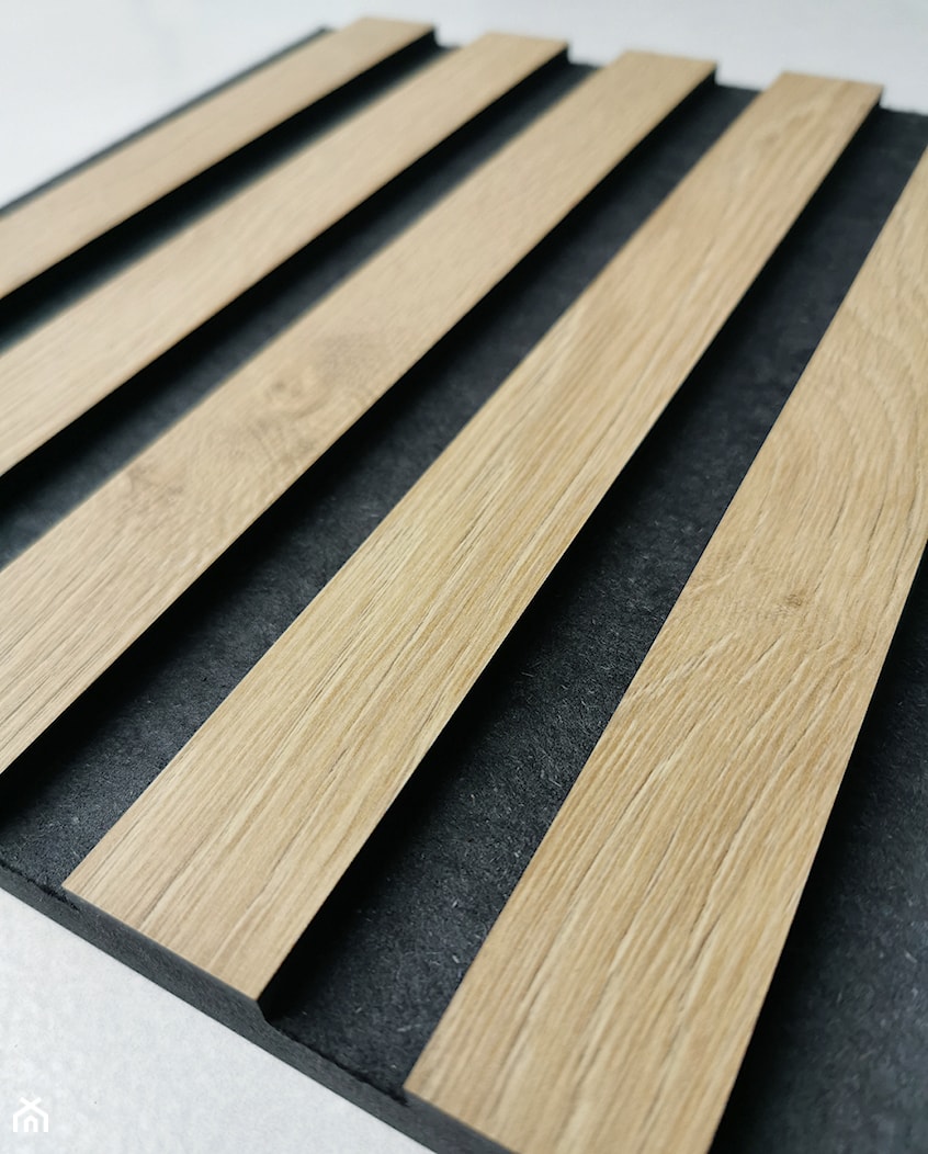 Panel ryflowany z laminatem drewnopodobnym - zdjęcie od DECOPANEL - panele ażurowe i ryflowane - Homebook
