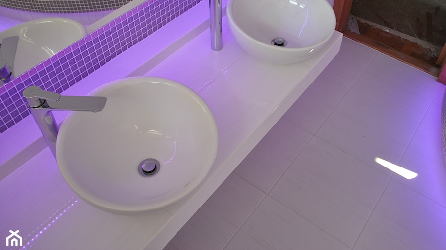 Łazienka pastelowa - zdjęcie od GLAZURA TYSKA - Salon łazienek