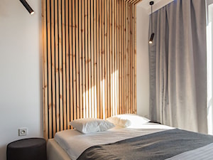 Realizacja Nowoczesny Minimalizm - Średnia biała sypialnia - zdjęcie od DISENO INTERIORS - Apartamenty PREMIUM