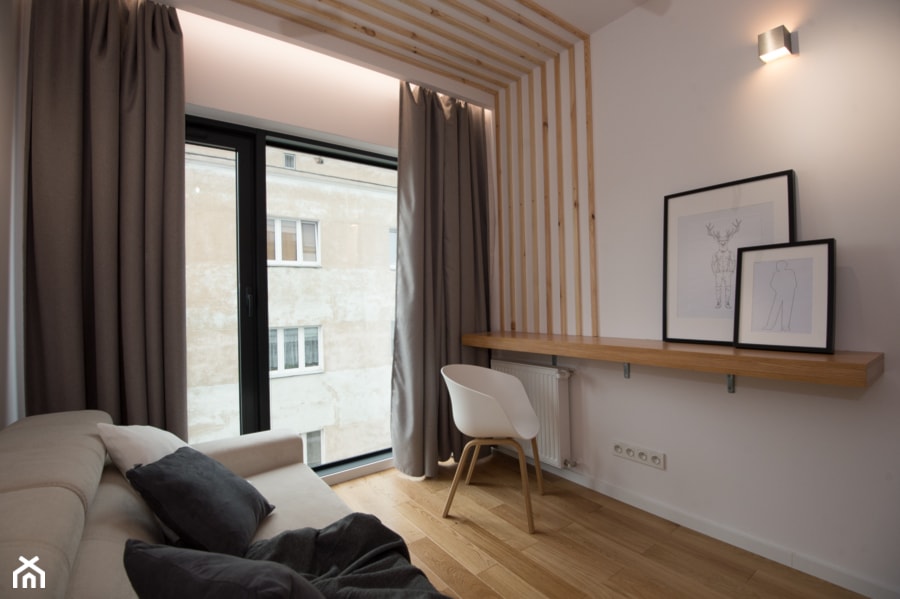 Realizacja Apartamentu z widokiem na Park - Średni biały salon - zdjęcie od DISENO INTERIORS - Apartamenty PREMIUM