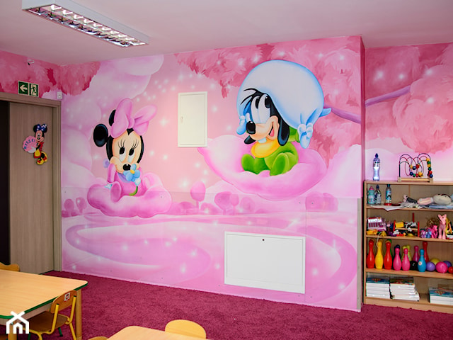 Dekoracja dziecięca - różowy pokój