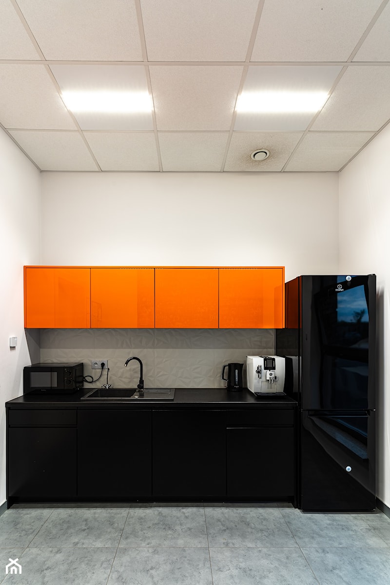 Projekt biura firmy transportowej - Kuchnia, styl nowoczesny - zdjęcie od E Home Design