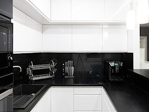 Mieszkanie w stylu glamour w Kaliszu - Kuchnia, styl glamour - zdjęcie od E Home Design