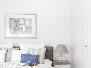 76 mkw, Powiśle, - Średnia biała sypialnia, styl prowansalski - zdjęcie od DZIURDZIAprojekt