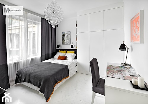 38 m, Plac Zbawiciela, Wwa - Średnia biała z biurkiem sypialnia, styl skandynawski - zdjęcie od DZIURDZIAprojekt