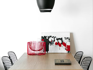 55m, Krakow - Mała biała jadalnia jako osobne pomieszczenie, styl skandynawski - zdjęcie od DZIURDZIAprojekt