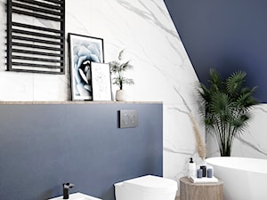 Łazienka z wanną - zdjęcie od Make It Yours Studio projektowania wnętrz