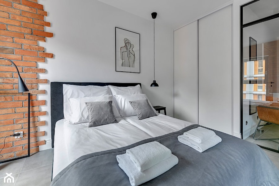 Mieszkanie na wynajem krótkoterminowy - Sypialnia, styl minimalistyczny - zdjęcie od ARCHISTREFA