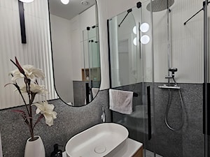 Blaty łazienkowe z konglomeratu mineralnego - Łazienka, styl nowoczesny - zdjęcie od blaty.eu - producent wyrobów z solid surface