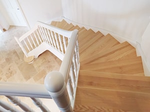 schody jesionowe - zdjęcie od Brysch Schody