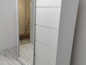 biała szafa z lustrem 150 cm - zdjęcie od M Fortuna