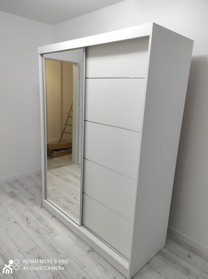 biała szafa z lustrem 150 cm - zdjęcie od M Fortuna - Homebook