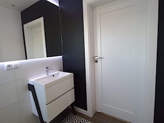 czarno - biała łazienka