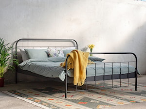 AVOS łóżko metalowe w stylu industrialnym - zdjęcie od FRANCKE-ART