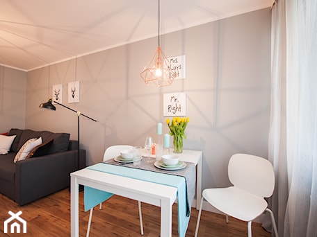 Aranżacje wnętrz - Salon: Wrocław Piaskowa Home Staging - Salon, styl nowoczesny - GOOD TO BE . Home Staging . Office Staging . Wnętrza. Przeglądaj, dodawaj i zapisuj najlepsze zdjęcia, pomysły i inspiracje designerskie. W bazie mamy już prawie milion fotografii!