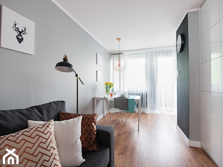 Aranżacje wnętrz - Salon: Wrocław Piaskowa Home Staging - Salon, styl nowoczesny - GOOD TO BE . Home Staging . Office Staging . Wnętrza. Przeglądaj, dodawaj i zapisuj najlepsze zdjęcia, pomysły i inspiracje designerskie. W bazie mamy już prawie milion fotografii!