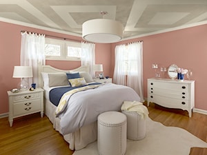 Kreatywny sufit - Średnia różowa sypialnia - zdjęcie od Urszula77