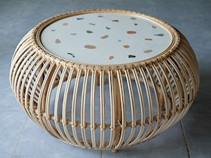 Okrągły stolik rattanowy - zdjęcie od Kubikon