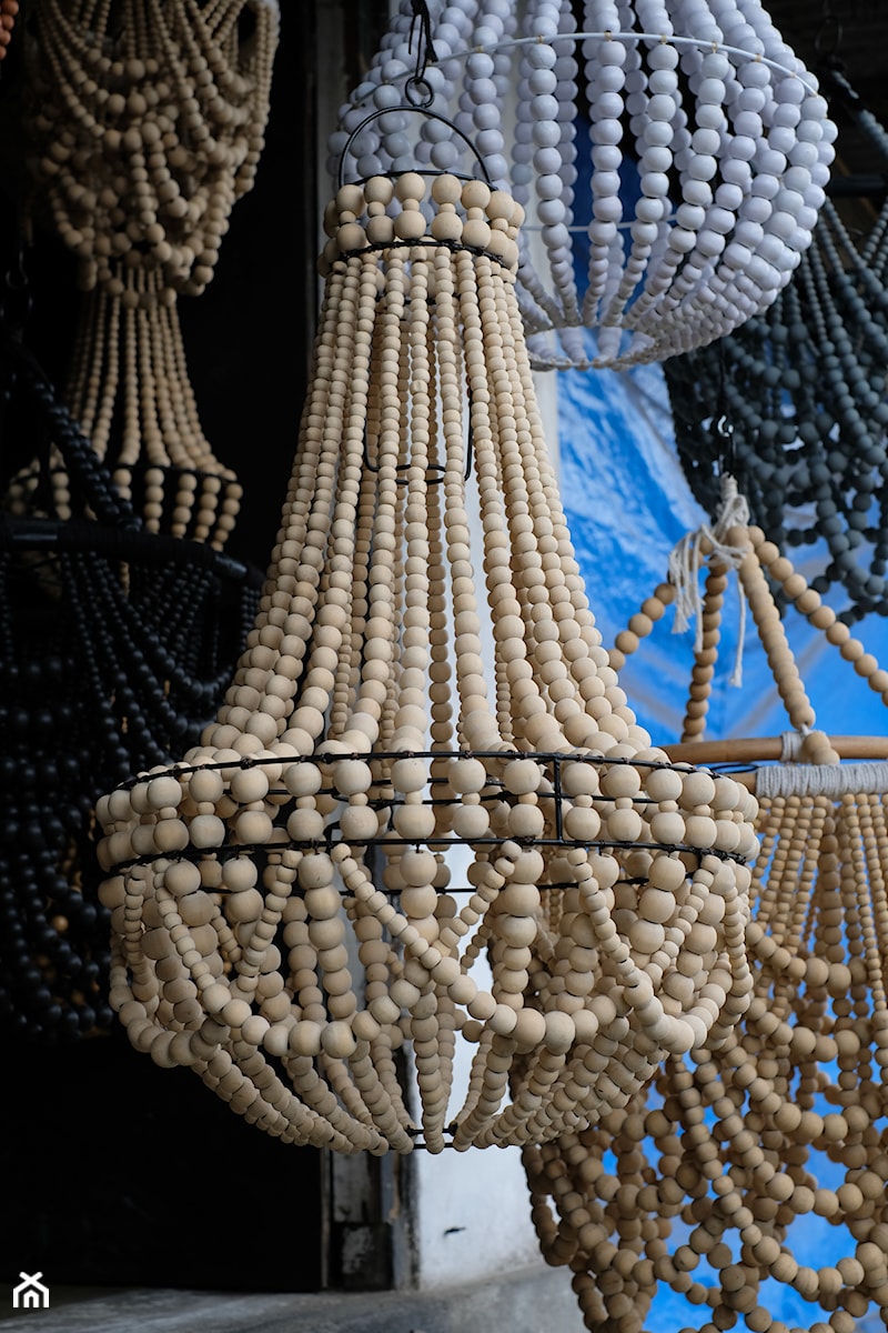 Żyrandol z koralików - zdjęcie od Kubikon