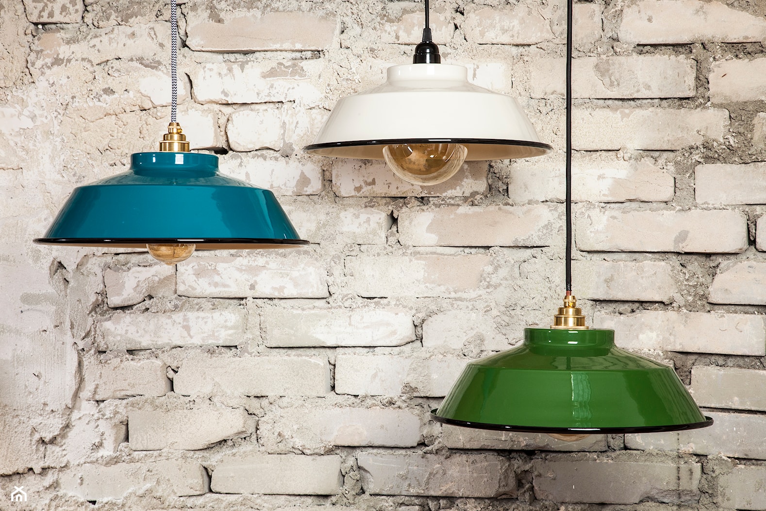 Lampy emaliowane Mariposa - zdjęcie od Epic Light - lampy retro i loftowe - Homebook