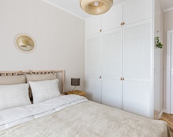 Przytulne mieszkanie w klasycznym stylu - Sypialnia, styl tradycyjny - zdjęcie od Gotowe Mieszkanie - Homebook