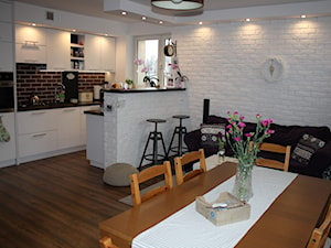 Kuchenna metamorfoza - Średni biały salon z kuchnią z jadalnią, styl skandynawski - zdjęcie od Aneta Czubaszek