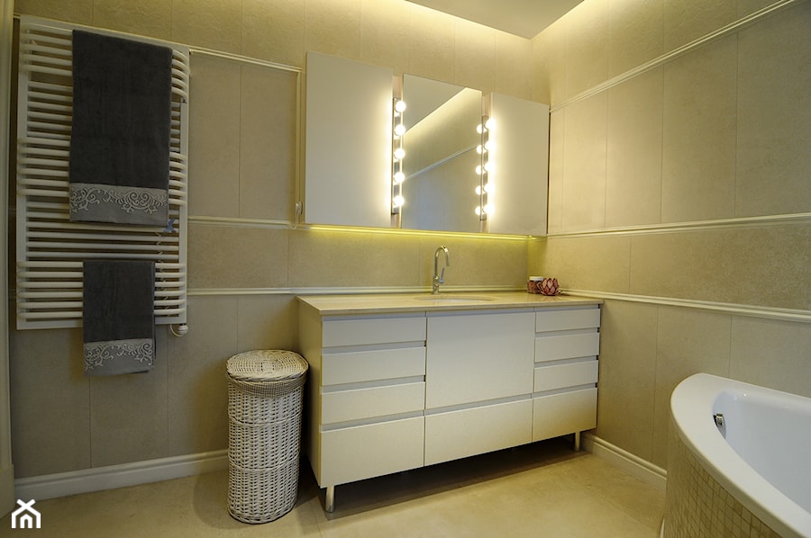 Łazienka w stylu klasycznym - zdjęcie od TRK Projekt - Projektowanie i realizcja pod klucz