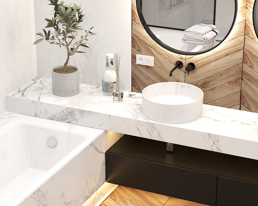 Nowoczesna jasna łazienka z dużą wanną i prysznicem oraz podświetlanymi okrągłymi lustrami - zdjęcie od VISIT HOME