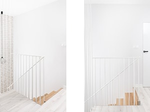 Schody w bieli. - zdjęcie od Marta Kapłan Architekt
