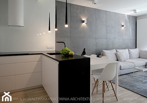 Średni biały salon z kuchnią z jadalnią, styl minimalistyczny - zdjęcie od TK Architekci