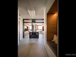 Mieszkanie 54 m2 - Hol / przedpokój, styl nowoczesny - zdjęcie od TK Architekci
