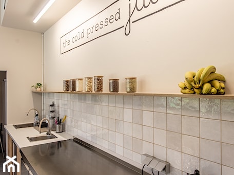 Aranżacje wnętrz - Wnętrza publiczne: Kawiarnia The Cold Pressed Juices, Warszawa - Wnętrza publiczne - Wnętrza Zewnętrza Studio. Przeglądaj, dodawaj i zapisuj najlepsze zdjęcia, pomysły i inspiracje designerskie. W bazie mamy już prawie milion fotografii!