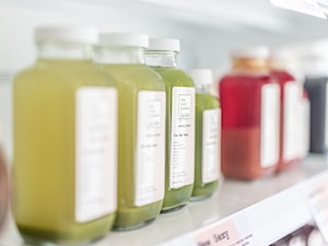 Kawiarnia The Cold Pressed Juices, Warszawa - Wnętrza publiczne - zdjęcie od Wnętrza Zewnętrza Studio