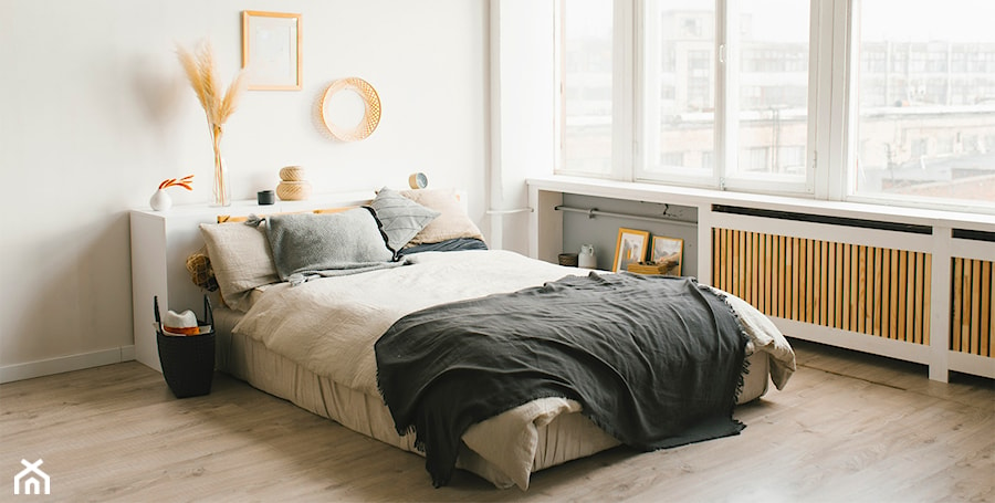 Sferado - inspiracje - Średnia biała sypialnia, styl minimalistyczny - zdjęcie od Sferado